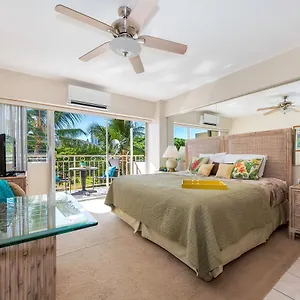 Apartment Waikiki Shore 305
