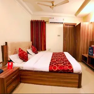Fabhotel Ct Palace New Market Hotel