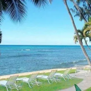 Diamond Head Beach 4*
