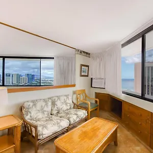 Marina Tower 3702